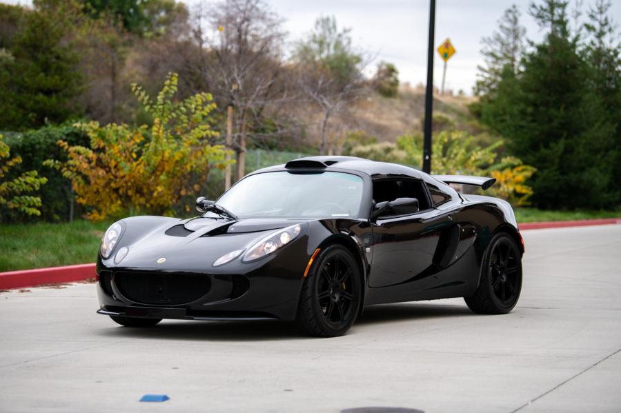  Lotus Exige S240 2008 года  (фото 2 из 108)